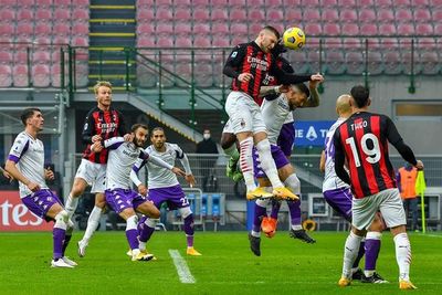 Milan gana a la Fiorentina y se escapa como líder - Fútbol - ABC Color
