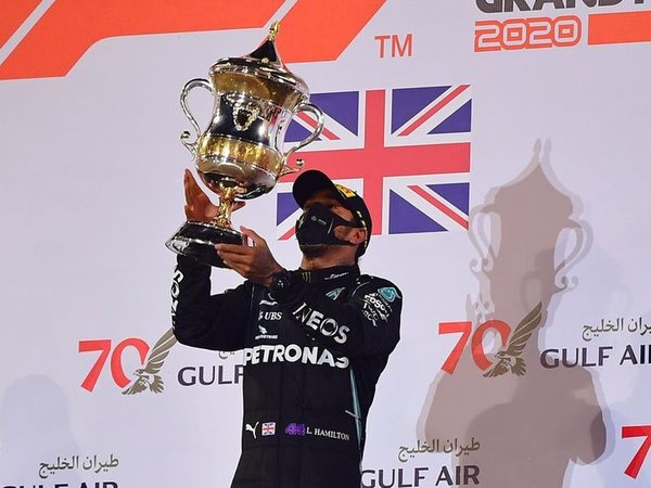 Lewis Hamilton y otra carrera con victoria