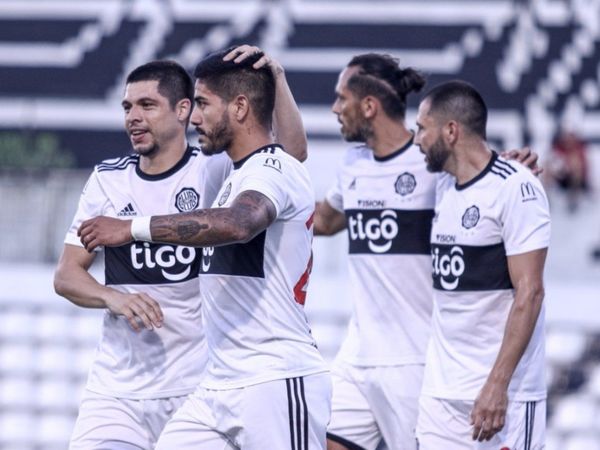 River se inclinó ante el Rey