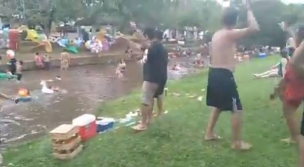 HOY / VIDEO | Inconciencia ciudadana: denuncian aglomeración en balneario de Caacupé