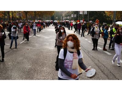 Miles de manifestantes en Madrid en defensa de la salud pública