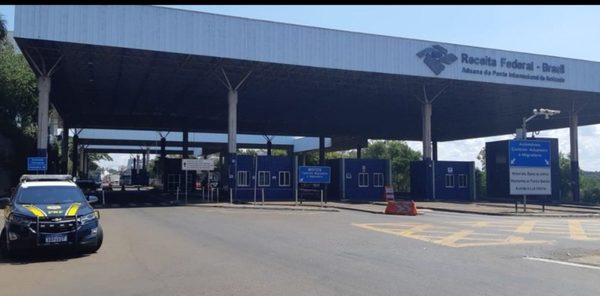 Conductores deben portar carta verde para cruzar a Foz de Yguazú