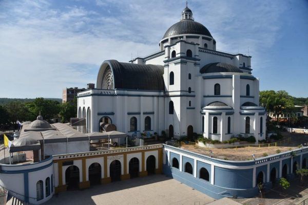 Gobierno amplía prohibiciones en Caacupé por festividades de la Virgen - Noticiero Paraguay