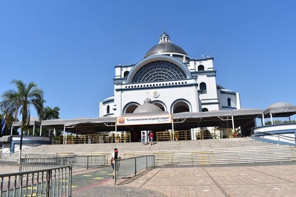 Caacupé: Habrá multa para quienes no acaten decreto para evitar aglomeraciones - Nacionales - ABC Color