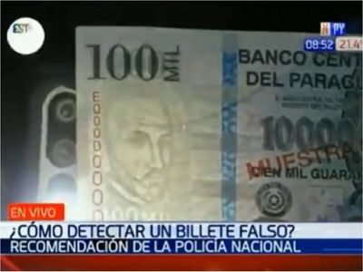 Detienen a un hombre tras pagar con billete falso en un supermercado