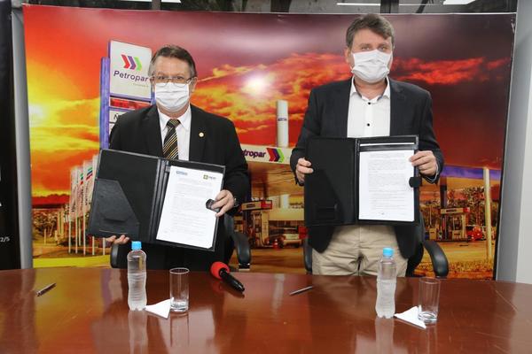 Petropar y Facen firmaron convenio de cooperación técnica, científica y académica | .::Agencia IP::.