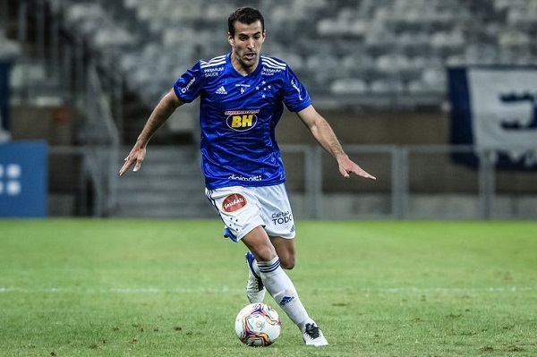 Raúl Cáceres ingresa dentro del once ideal del Brasileirão B