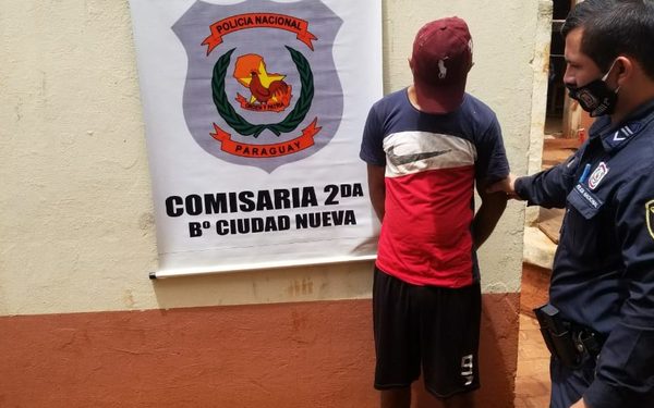 Cae tras asaltar con cuchillo a pasajera en un bus