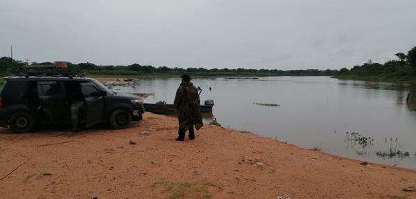 Rescatan cuerpos de jóvenes desaparecidos en el río Paraguay - Nacionales - ABC Color