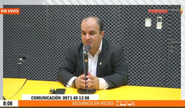 “Hay muchas falencias en el municipio de Coronel Oviedo, hay muchas cosas turbias que vamos erradicar cuando yo sea Intendente”. – Prensa 5