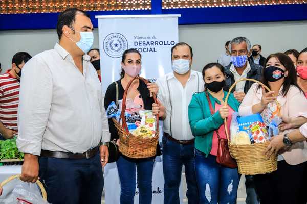 MDS entregó insumos para huertas familiares y nuevos emprendimientos en Caazapá | .::Agencia IP::.