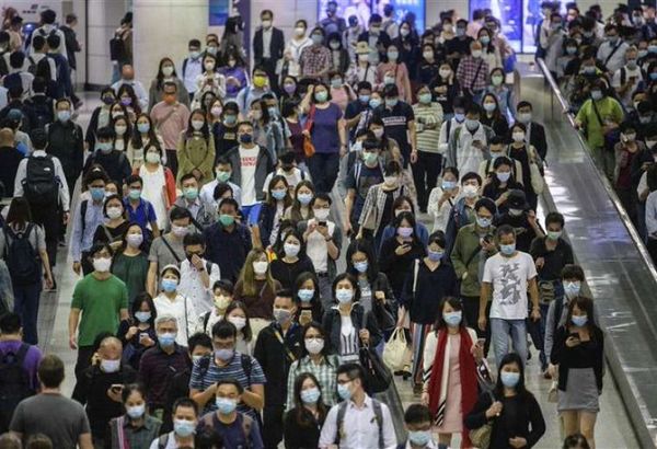Hong Kong endurece restricciones ante avance de cuarta ola de Covid-19