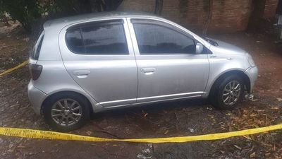Roban más de  G. 100 millones y cheques de servicentro en Fernando de la Mora - Nacionales - ABC Color