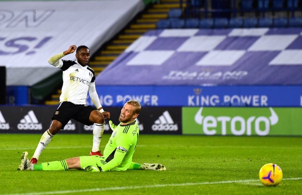 Leicester cae ante el Fulham y le pierde pisada a los de arriba