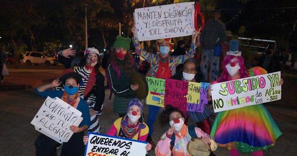 Inicia pago de subsidio a artistas