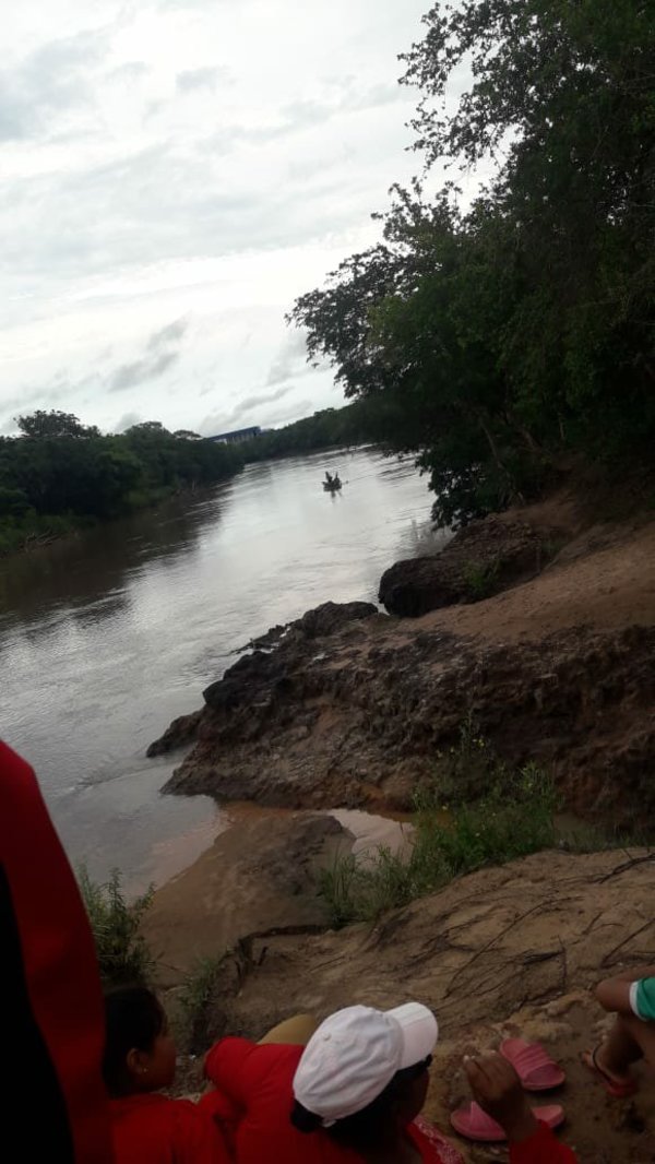 Joven desaparece en aguas del río Ypane