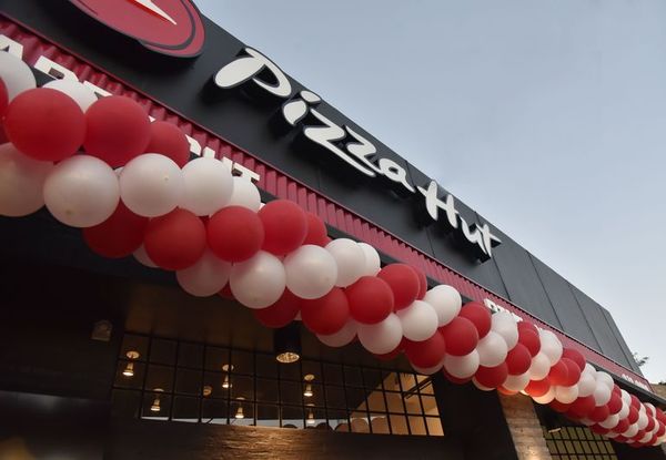Pizza Hut con nuevo local, en Acceso Sur - Empresariales - ABC Color