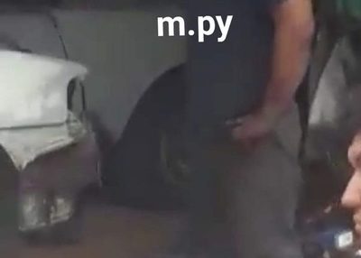Hombre hiere de un escopetazo a su vecina
