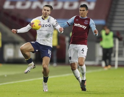Con Balbuena de titular, West Ham escala posiciones