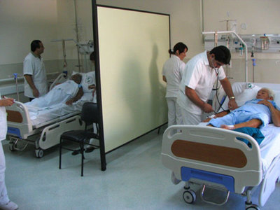 Familiares de pacientes internados en IPS denuncian mala alimentación