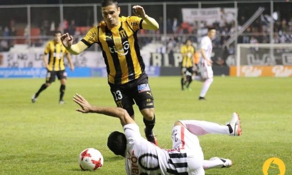 Exjugador de Guaraní muere de infarto en una canchita