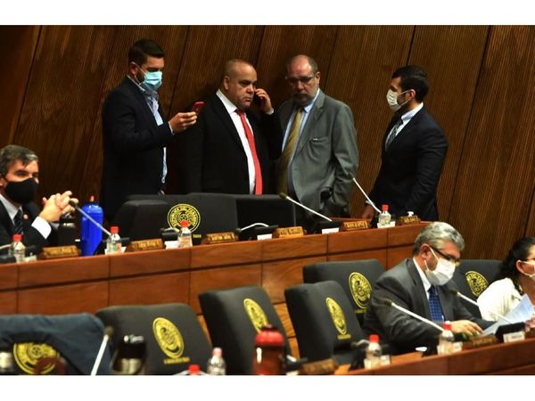 El cartismo no descarta rechazar veto y se aguarda hoy la definición