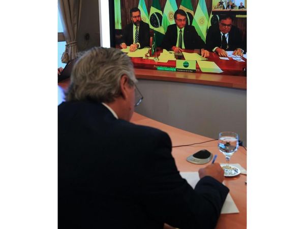 Fernández llama a Bolsonaro a dar impulso al Mercosur