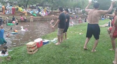 Aplicarían restricciones sanitarias en Navidad y fin de año