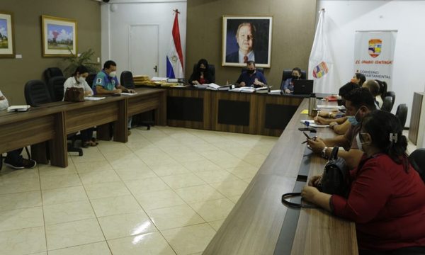 16 empresas interesadas en obras para instituciones educativas
