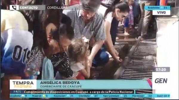 HOY / Angélica Bedoya, comerciante de Caacupé: "El problema mayor que estamos teniendo es que no viene la gente"