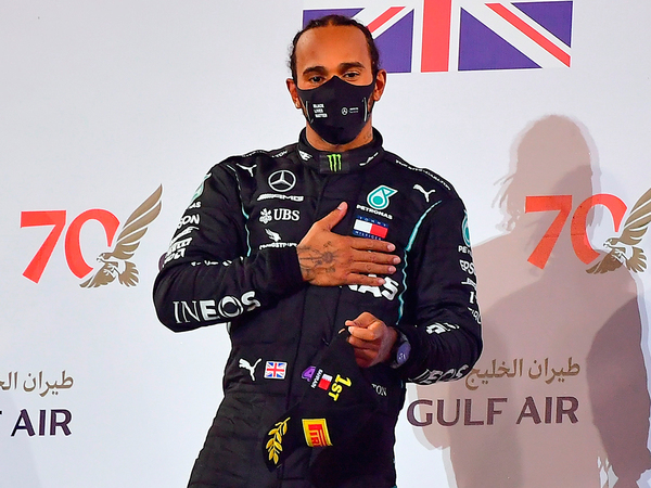 Lewis Hamilton se pierde la siguiente carrera por COVID-19