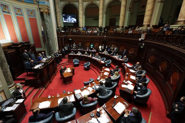 El Senado uruguayo vota artículos del Presupuesto tras aprobar el proyecto de ley - MarketData