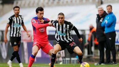Brote masivo de COVID-19 en el Newcastle de Almirón