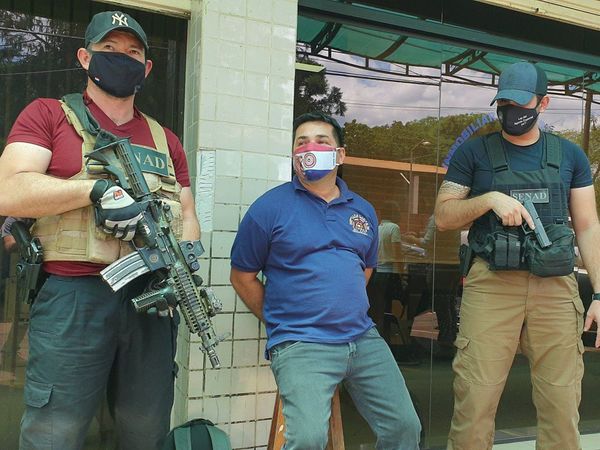 Detienen a supuesto proveedor de armas del Comando Vermelho