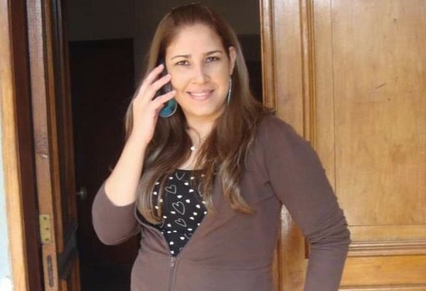 Crónica / Murió la joven madre a quien le amputaron sus dos piernas