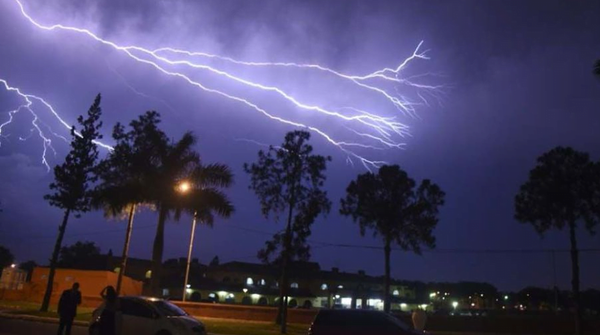 Meteorología anuncia sistema de tormentas para miércoles y jueves - Noticiero Paraguay