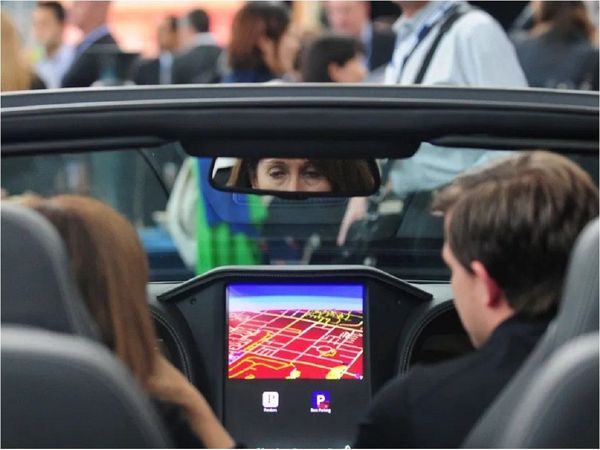 Amazon y Blackberry quieren hacer los coches aún más "inteligentes"