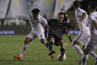 Santos pierde el invicto, pero está en cuartos - Fútbol - ABC Color