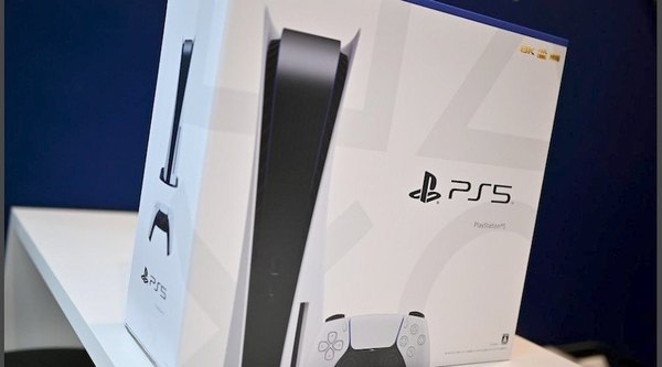 Crónica / Lapa lo obligó a vender el Play 5 que se compró
