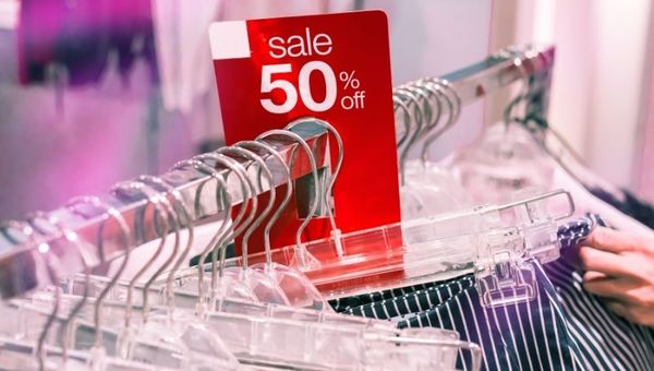 Ofertas de 70% y un movimiento de visitantes en alza: continúa el Black Shopping Week
