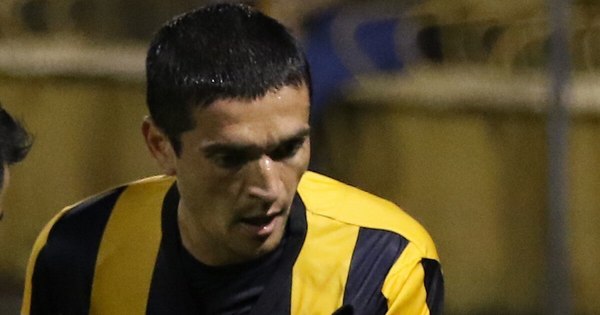 La Nación / Édgar Aranda ya no podía jugar