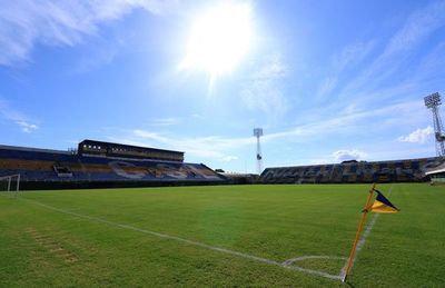 En Luqueño, se habría hecho una docena de triangulación de jugadores - Nacionales - ABC Color