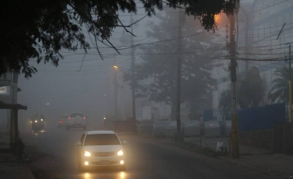 HOY / Sistema de tormentas ingresaría esta tarde desde Argentina