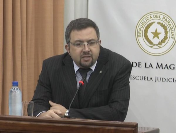 Desacuerdo entre decanos de universidades privadas suspende elecciones · Radio Monumental 1080 AM