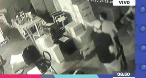HOY / Asalto a transportadora de caudales: actuaron entre 16 y solo lograron llevarse una caja