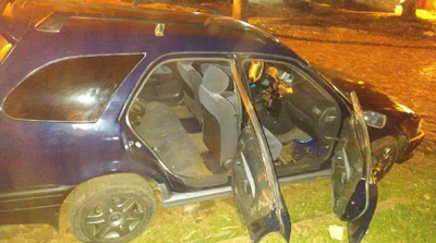 Crónica / Eran 16 asaltantes, uno de los rehenes se escapó, avisó a los volái y los malevos ombovu camisa lómo