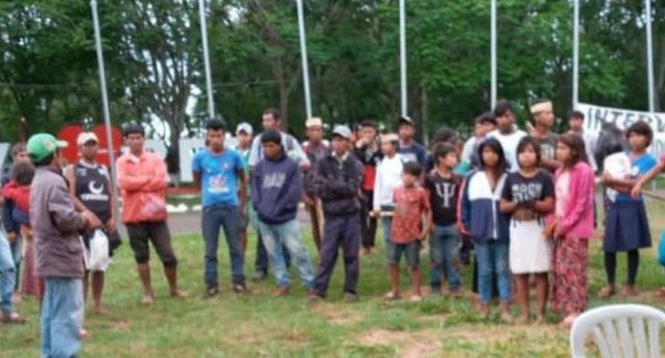 Lamentable situación de hermanos indígenas en Repatriación - Noticiero Paraguay