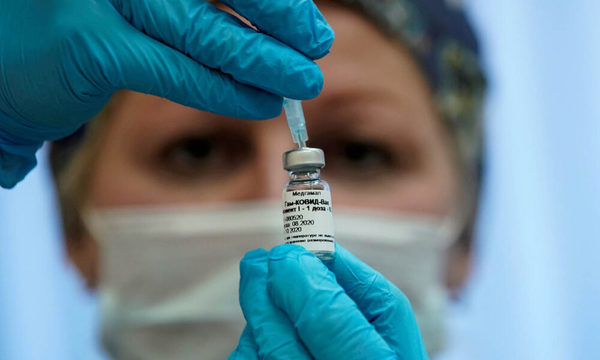 Vacunación a gran escala con la Sputnik V iniciará la próxima semana en Rusia