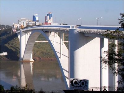 "Toque de queda" en Foz de Iguazú por quince días