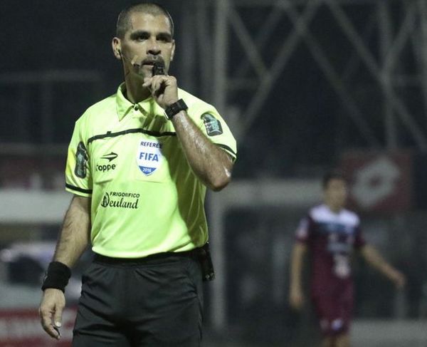 El árbitro del clásico: Éber Aquino - Fútbol - ABC Color